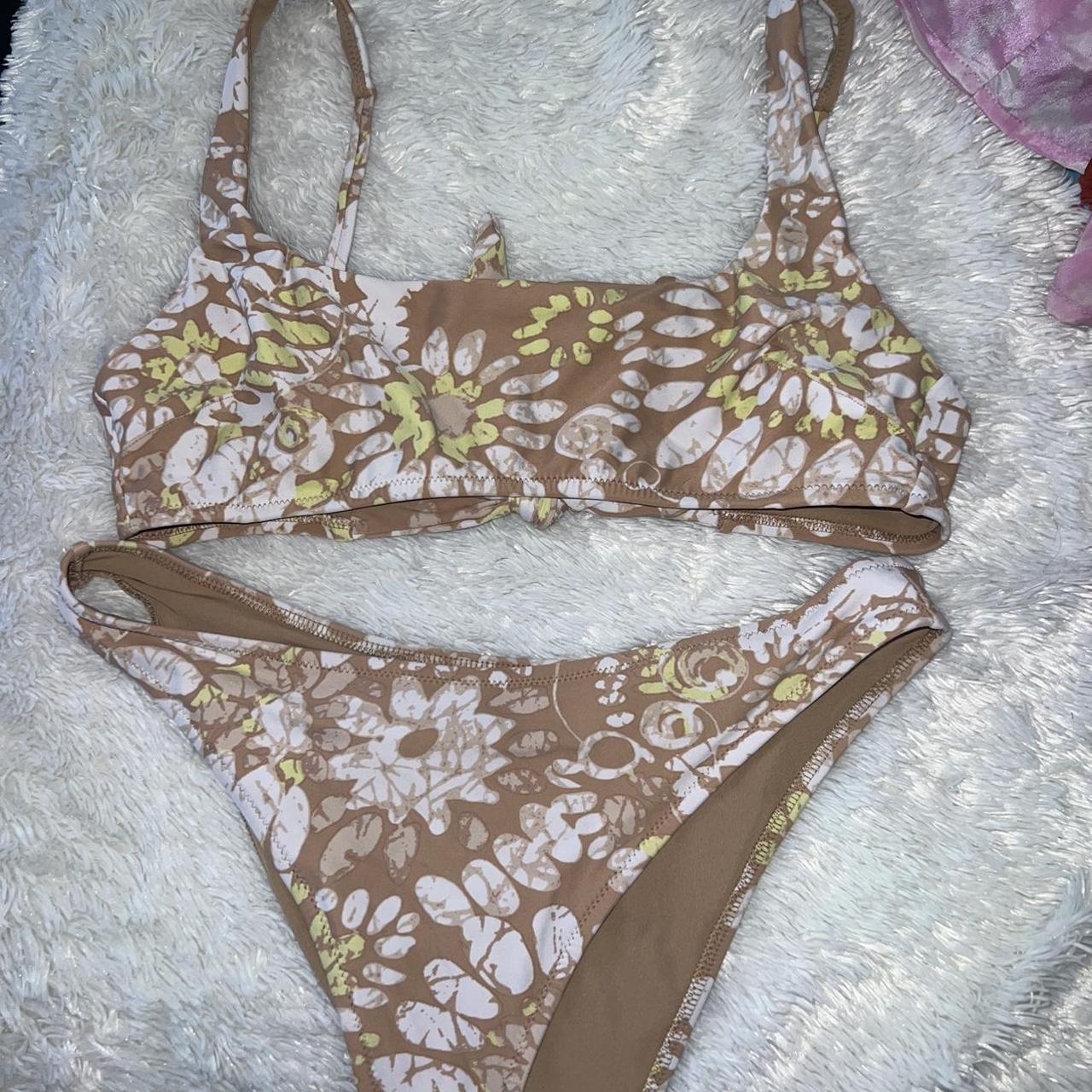 Product Image 1 - Cute patterned bikini 
Brand Arie
Size