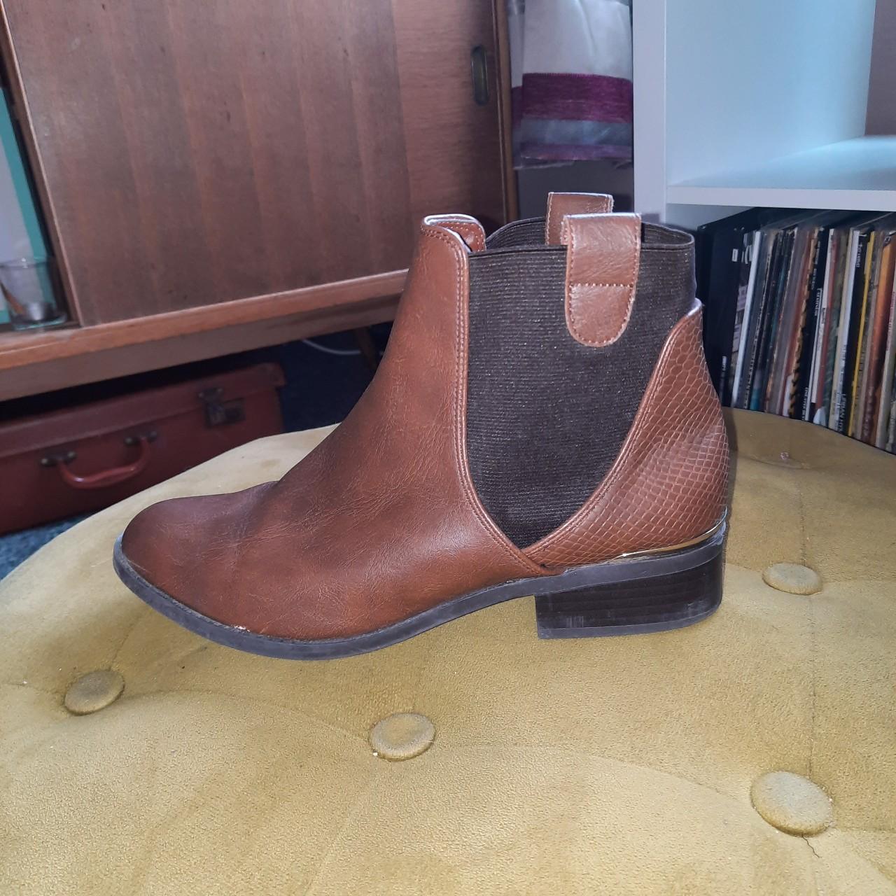 New Look Women's Brown Boots Depop