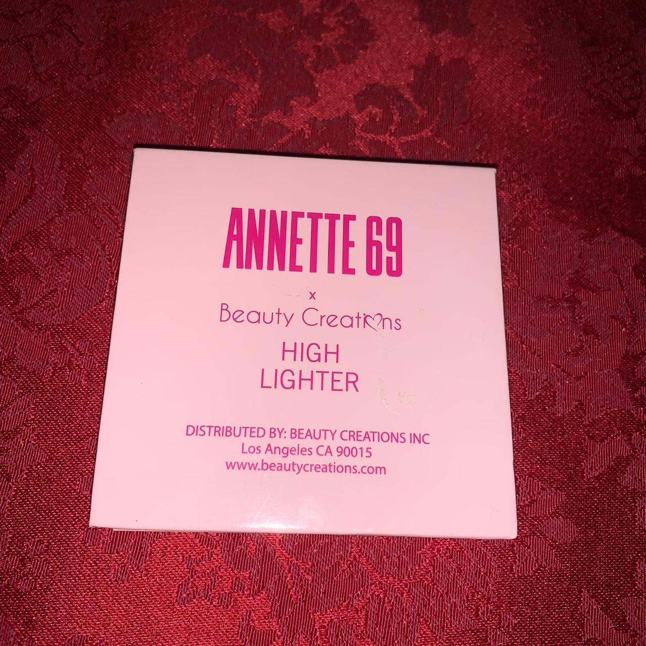Annette Pink Makeup (3)