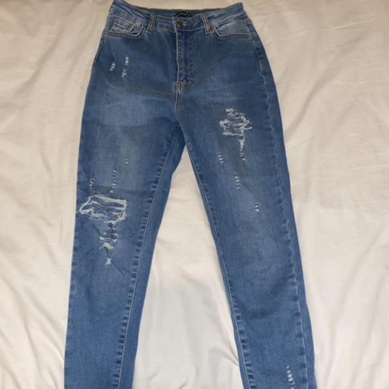 Boohoo skinny ripped jeans, size 10, only worn once. - Depop