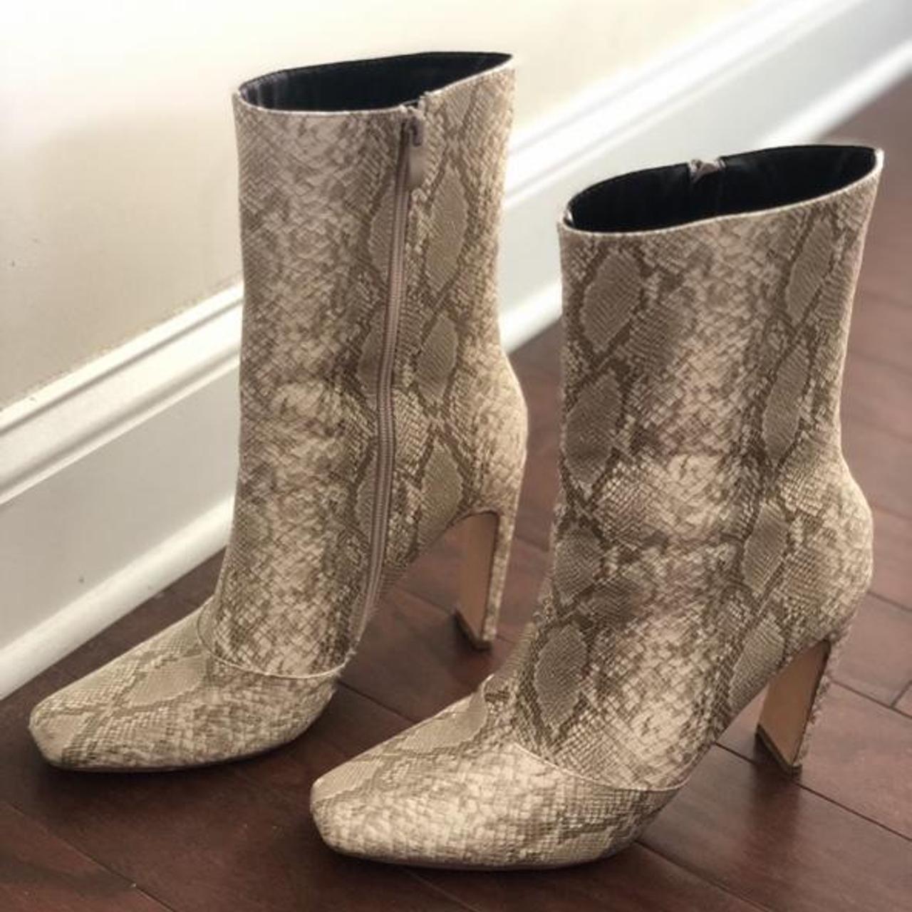 Fashion nova cheap snakeskin booties