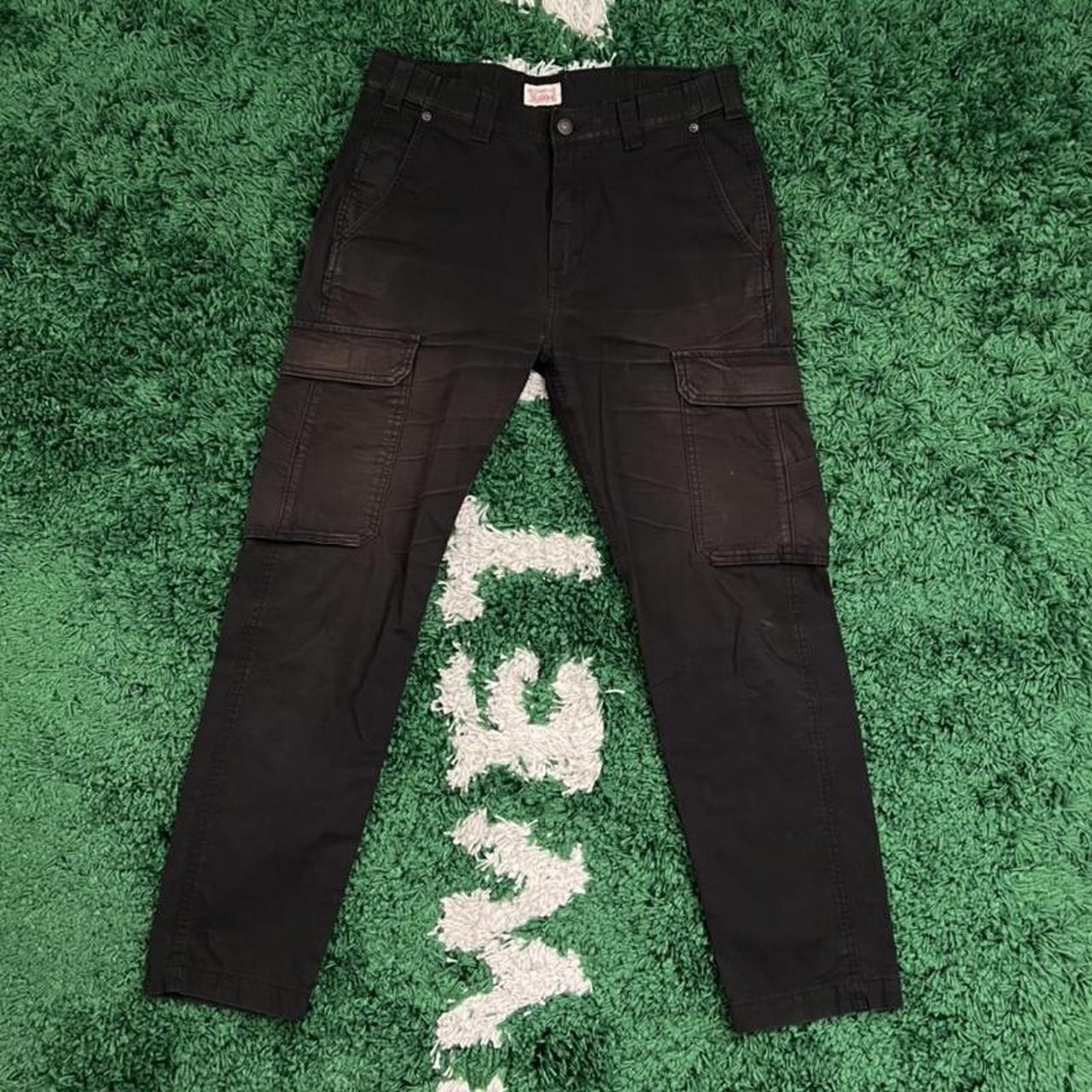Levi’s Cargo Pants Black Size 31”x30” Condition... Depop