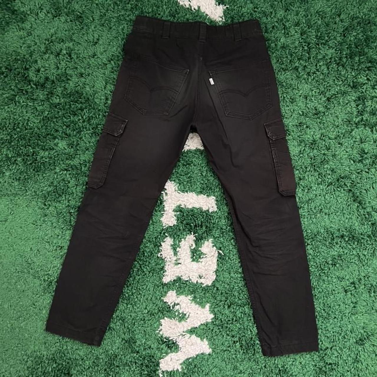 Levi’s Cargo Pants Black Size 31”x30” Condition... Depop