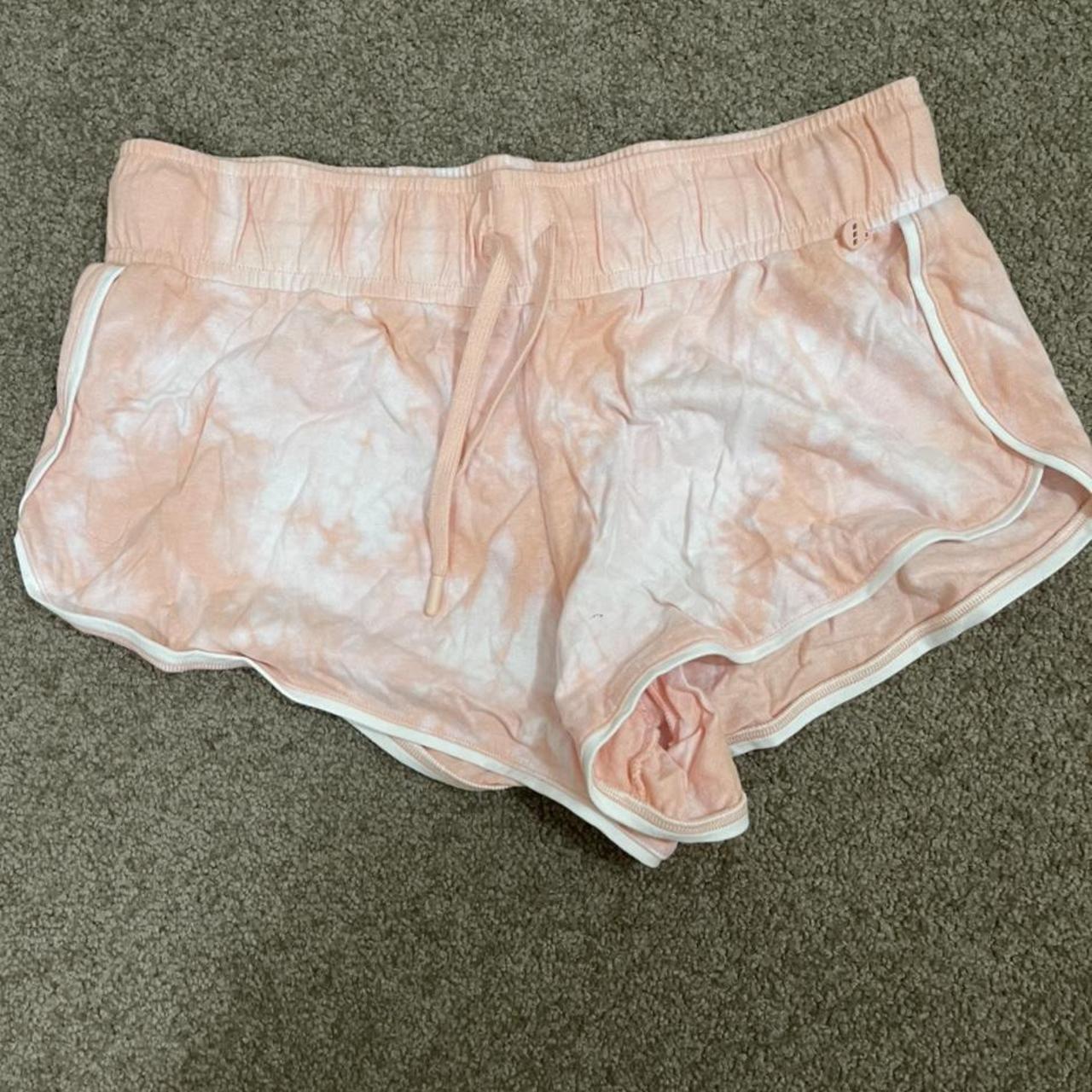 Lorna Jane Women's Pink and White Shorts | Depop