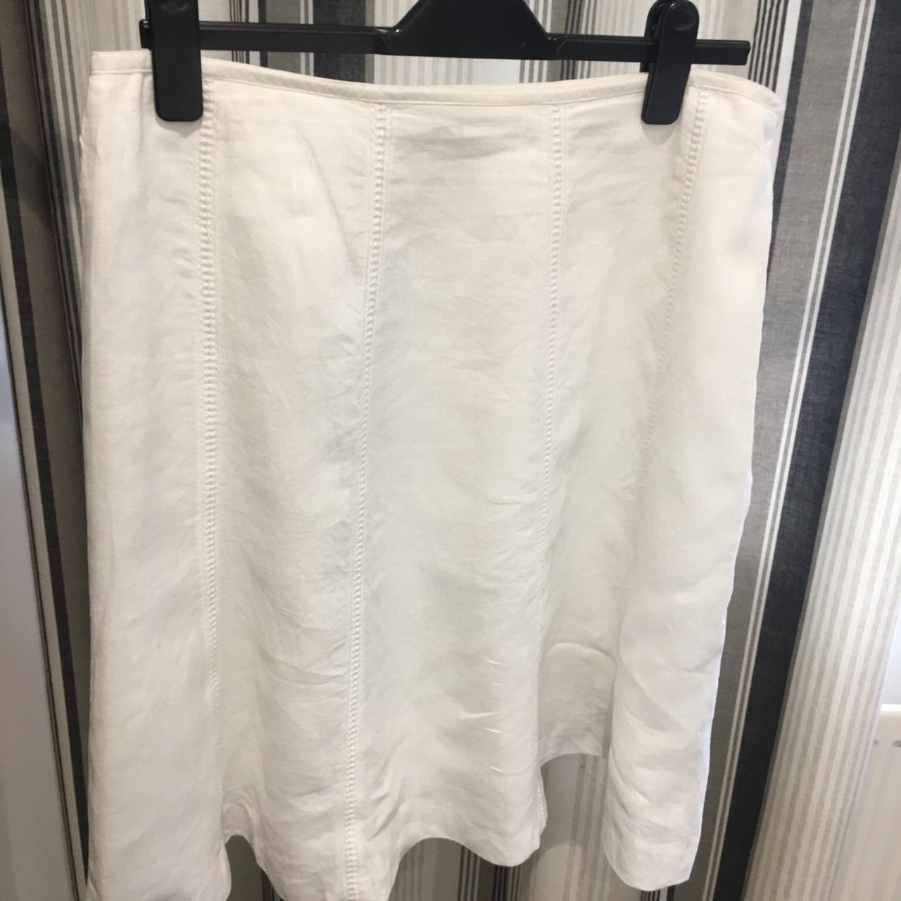 Boden Women's White Skirt | Depop