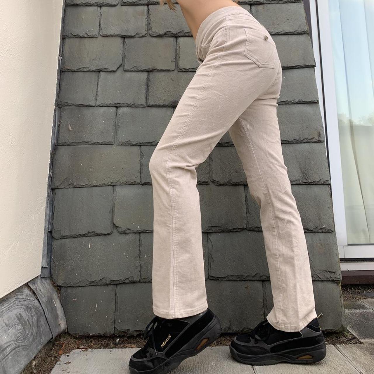 The pengest cream cord flares 🤍 no labelled size but... Depop