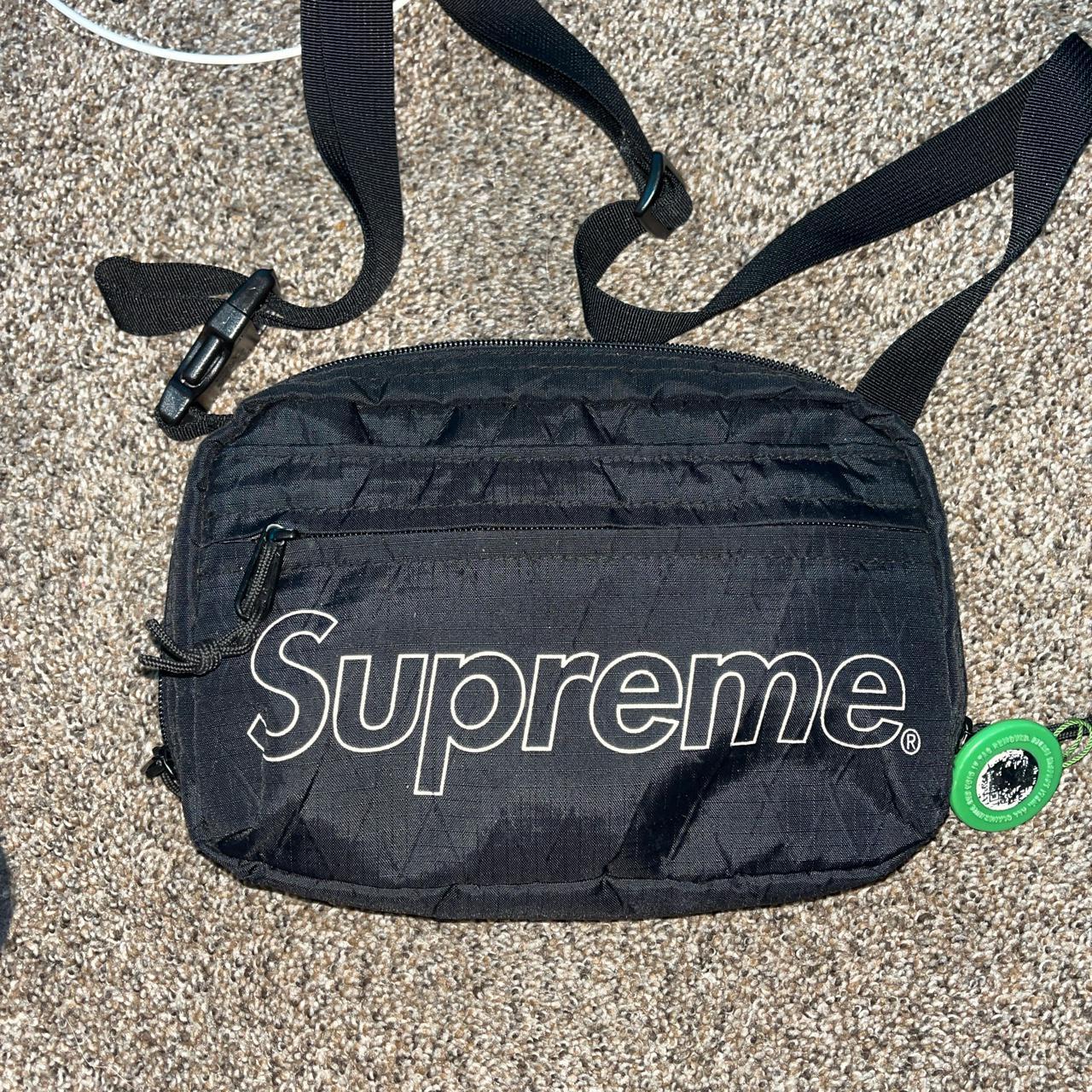 Supreme Shoulder Bag FW18