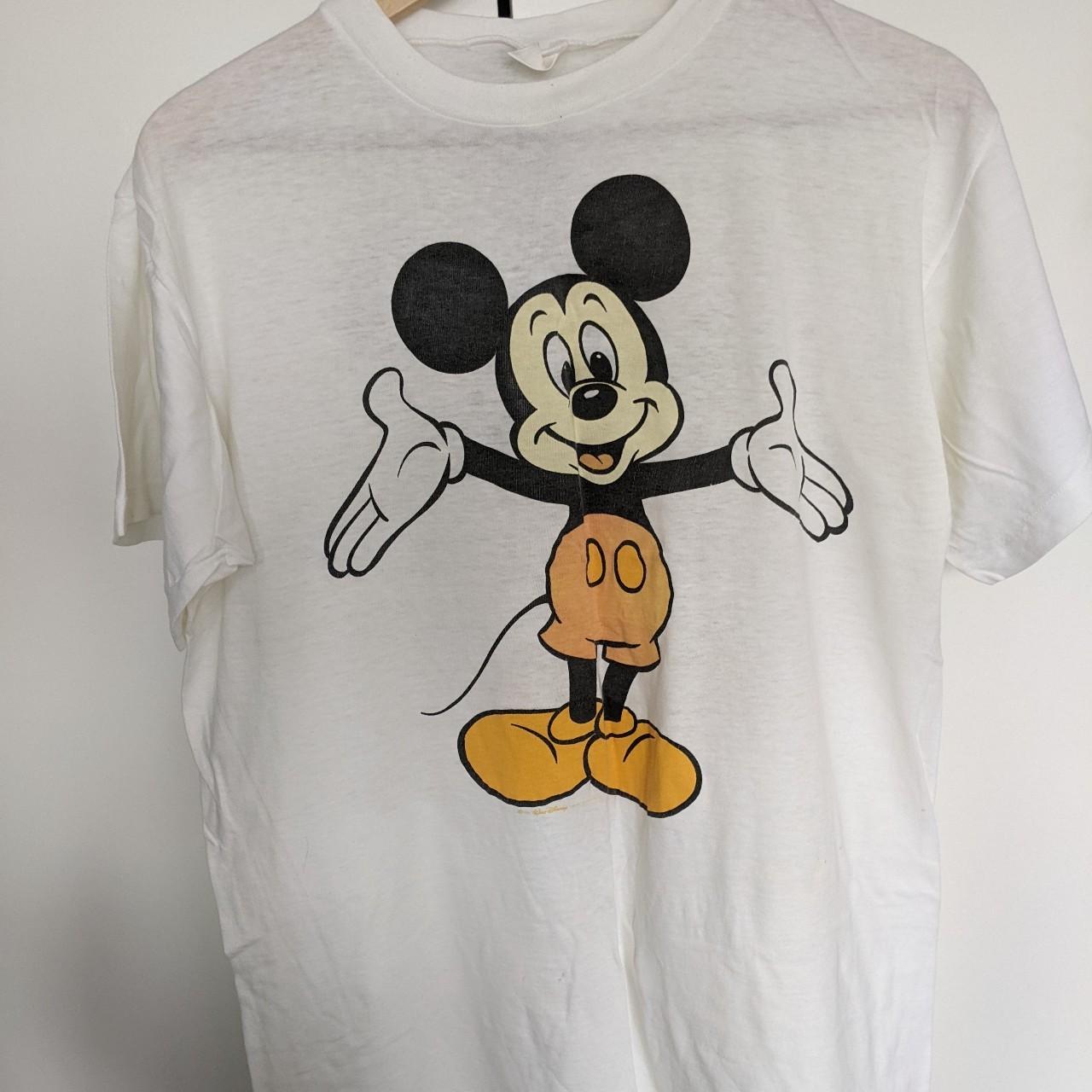 Vintage 90's Disney Mickey Mouse shirt Front and... - Depop