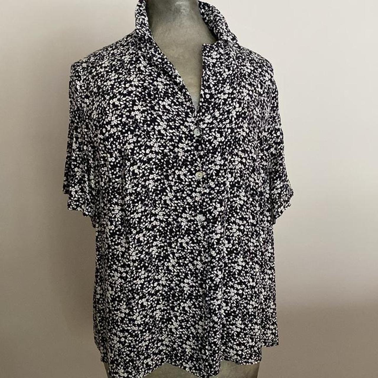 Casual Corner Annex Woman Shirt Sz 16W. Gentle used... - Depop