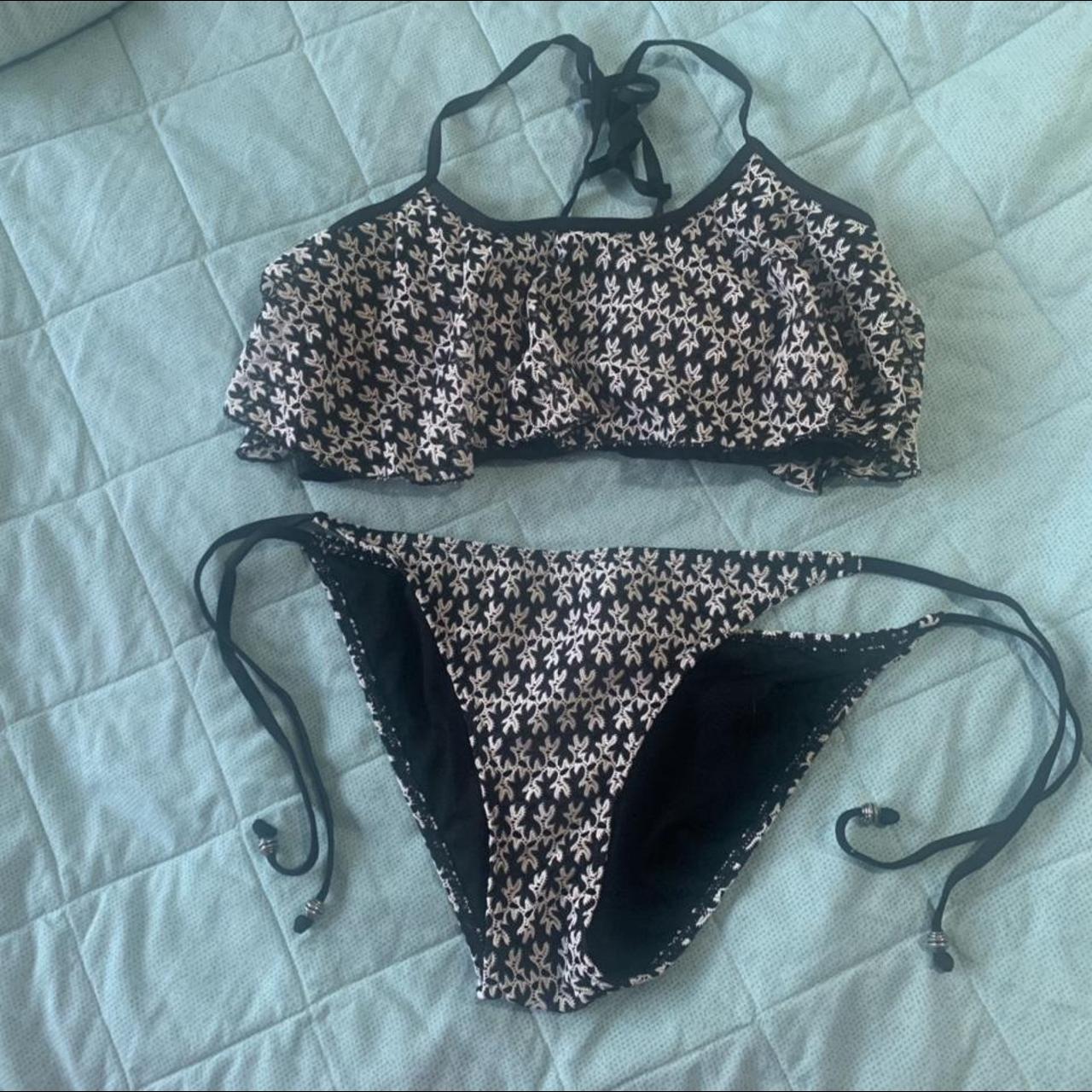 Primark Women's Black and White Bikinis-and-tankini-sets | Depop