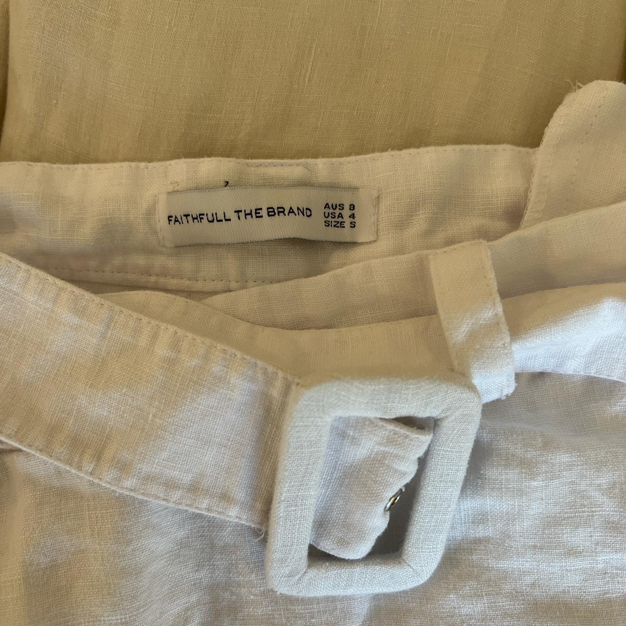 Faithfull The Brand Women's White Shorts (3)
