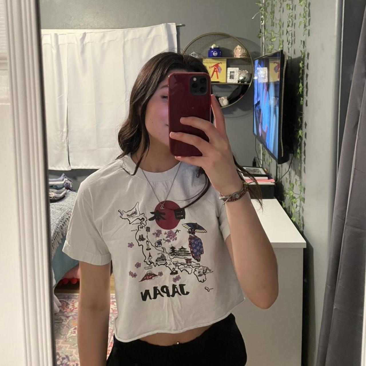 brandy Melville crop top FREE SHIPPING ON... Depop