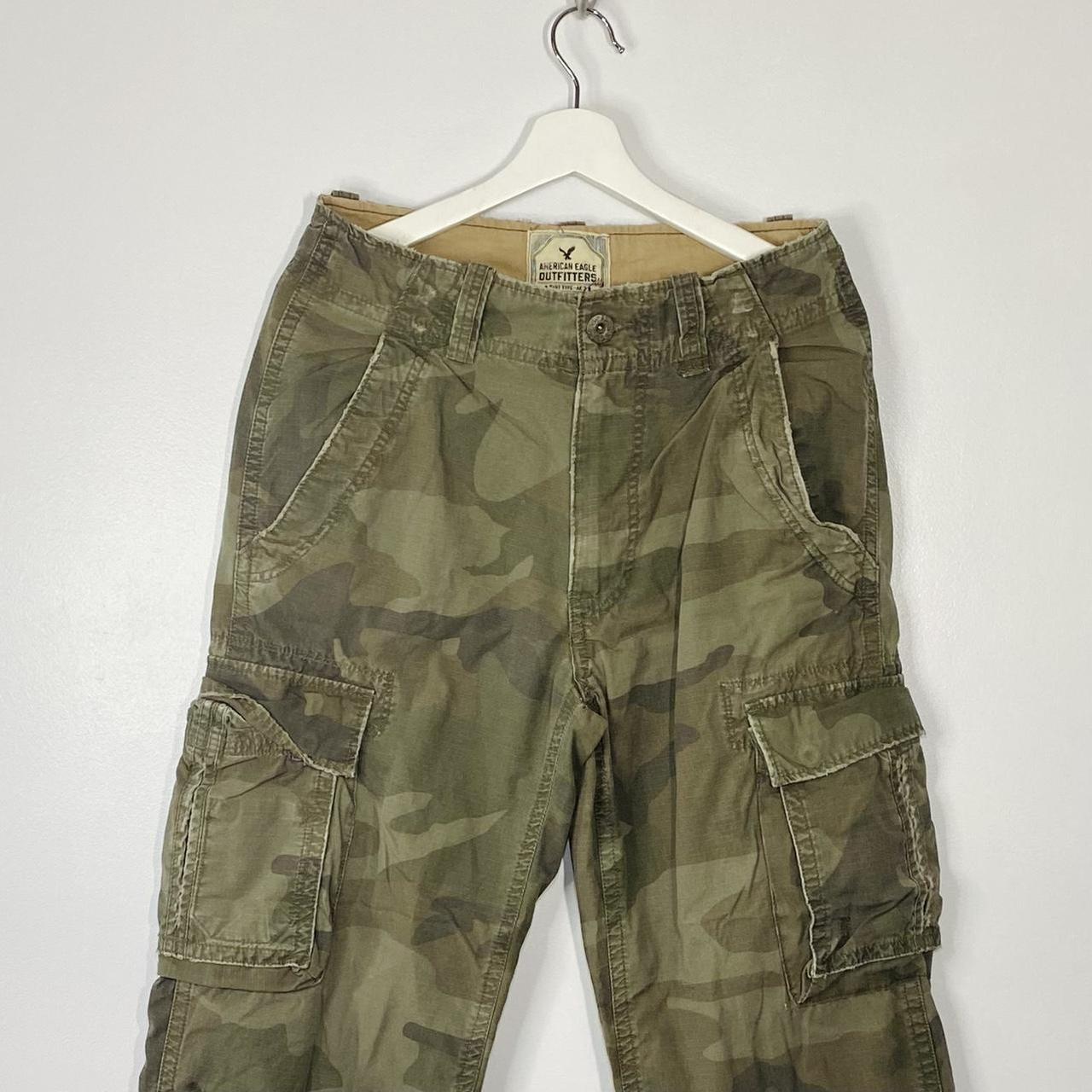 Vintage American Eagle cargo camo pants. Size 30x30.... - Depop