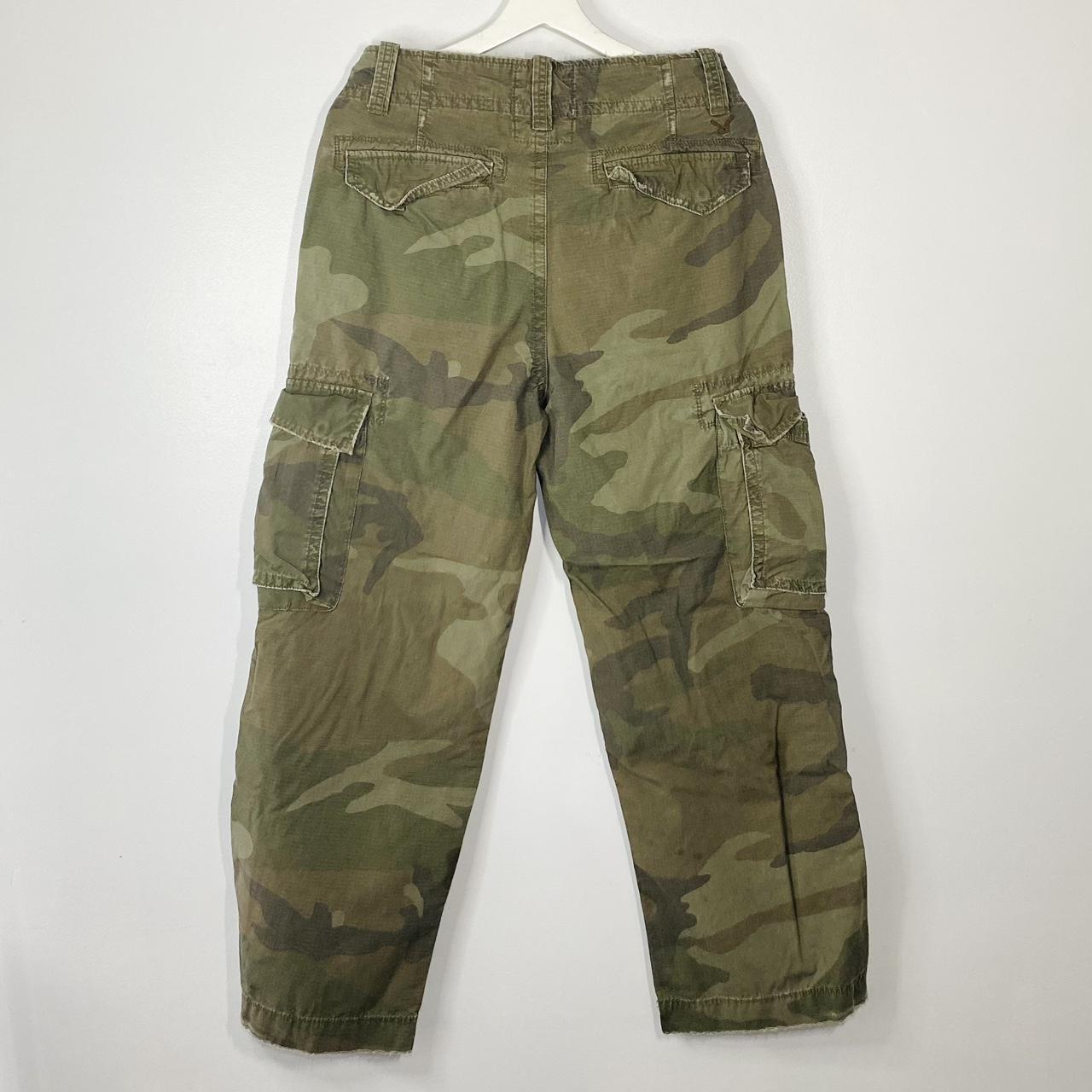 Vintage American Eagle cargo camo pants. Size 30x30.... - Depop