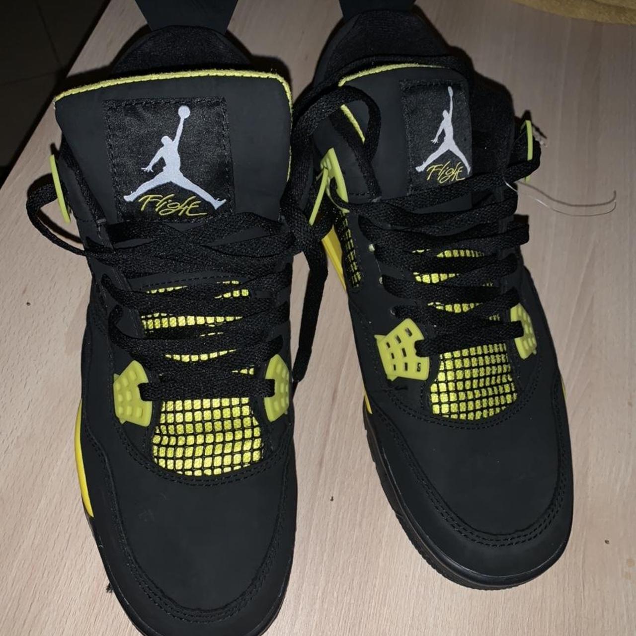 black & yellow 4s