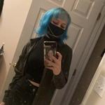 moonlitsales's profile picture