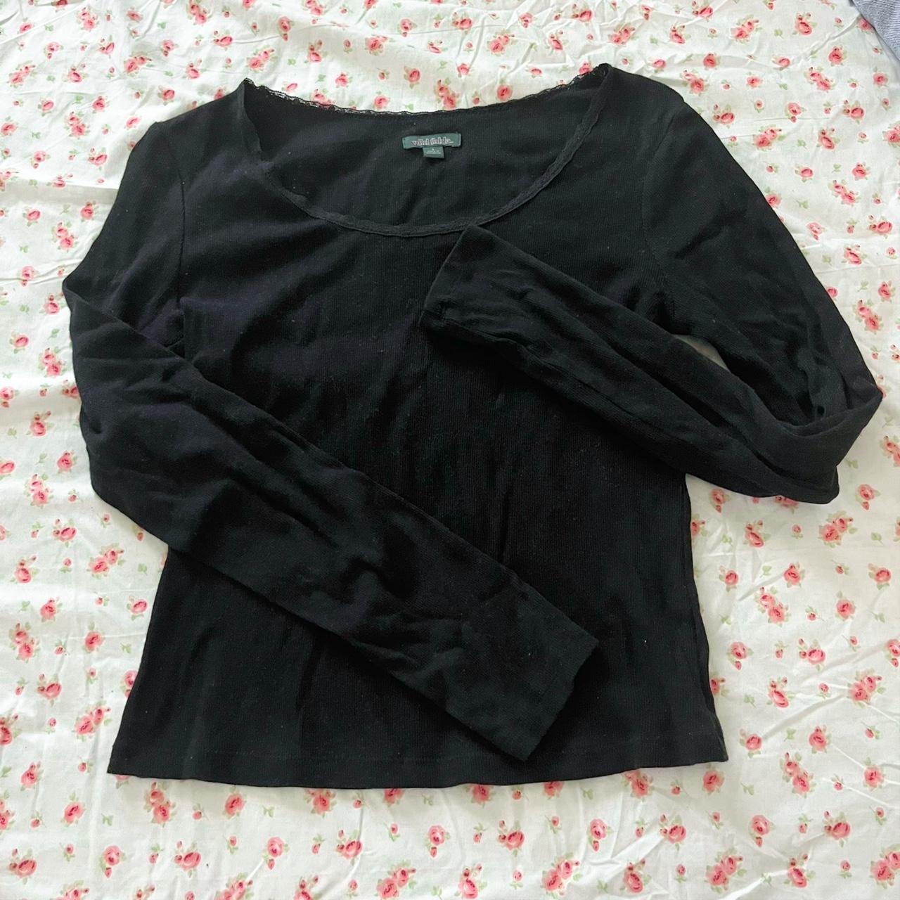 Product Image 1 - black long sleeve
DEPOP PAYMENTS