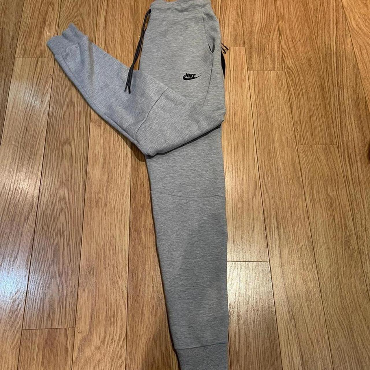 old season tech fleece joggers