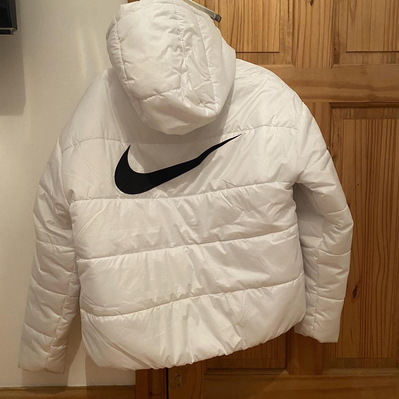 ladies nike puffer coat