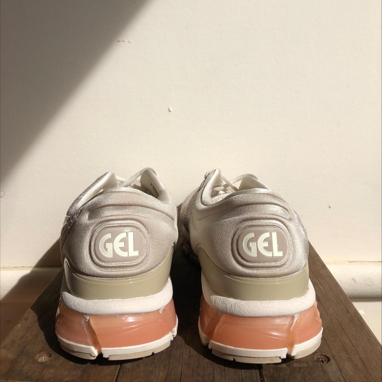 pink asics gel quantum