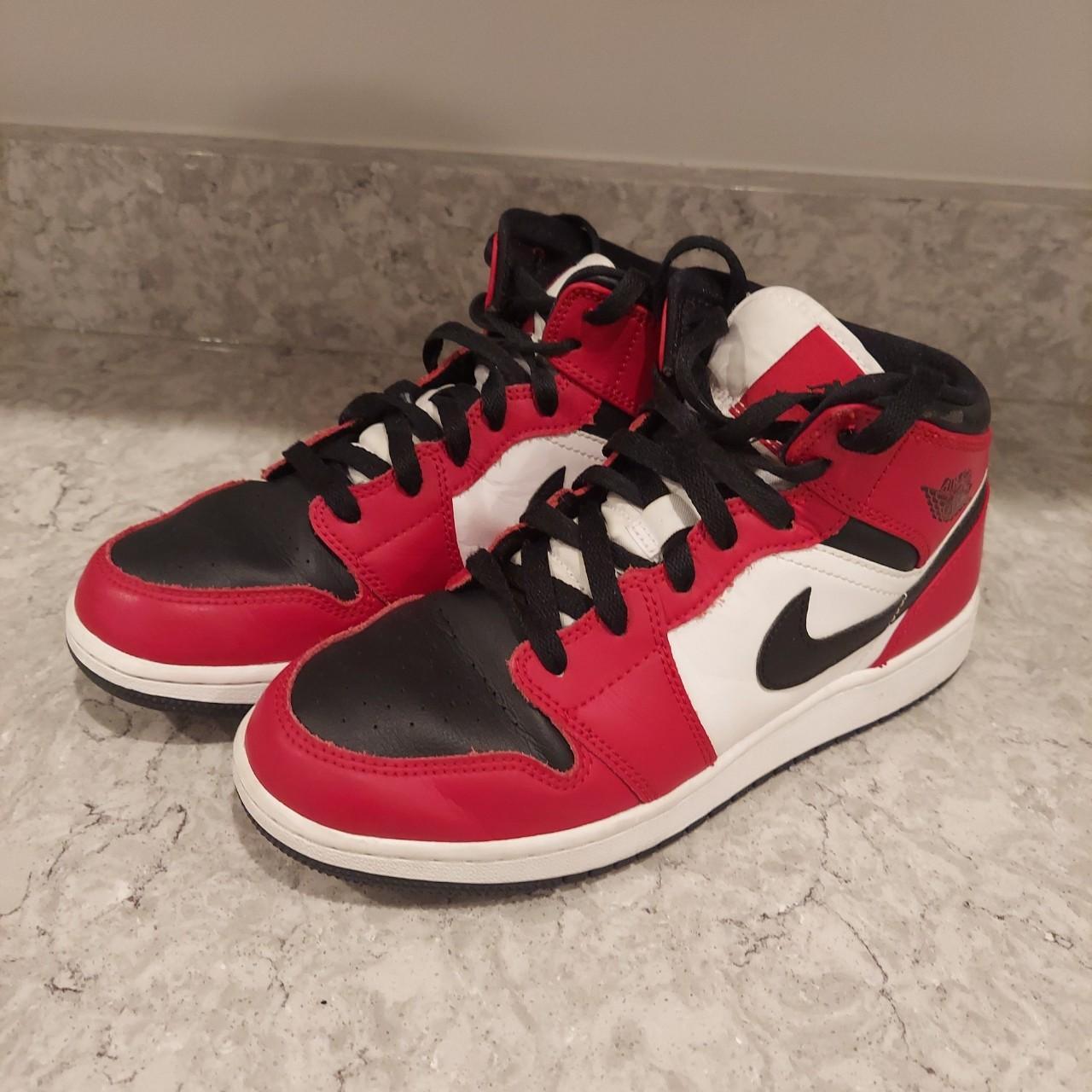 Nike Air Jordan 1 Mid Chicago Black Toe GS... - Depop