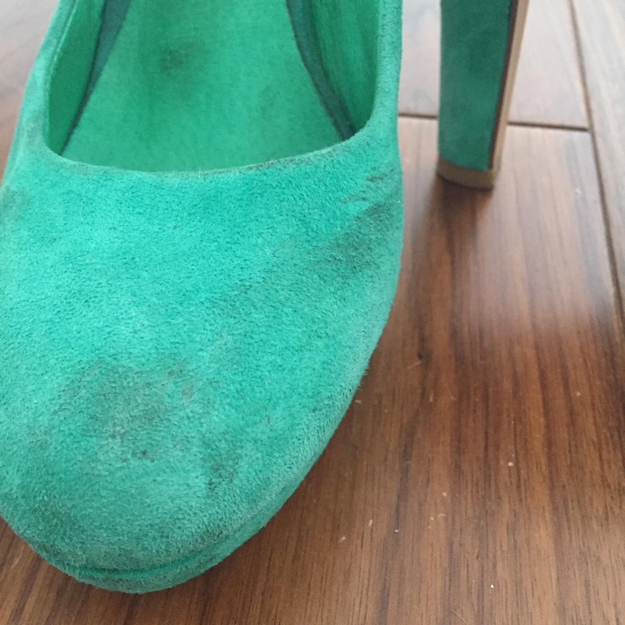 Great mint green pumps!! Have been worn and have... Depop