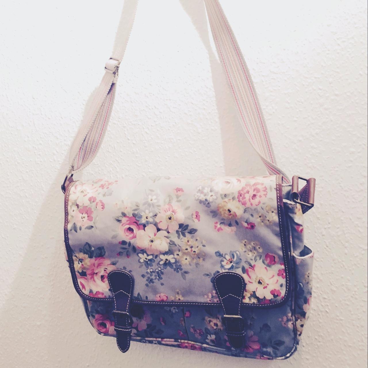 Beautiful floral Cath Kidston messenger bag, perfect... Depop