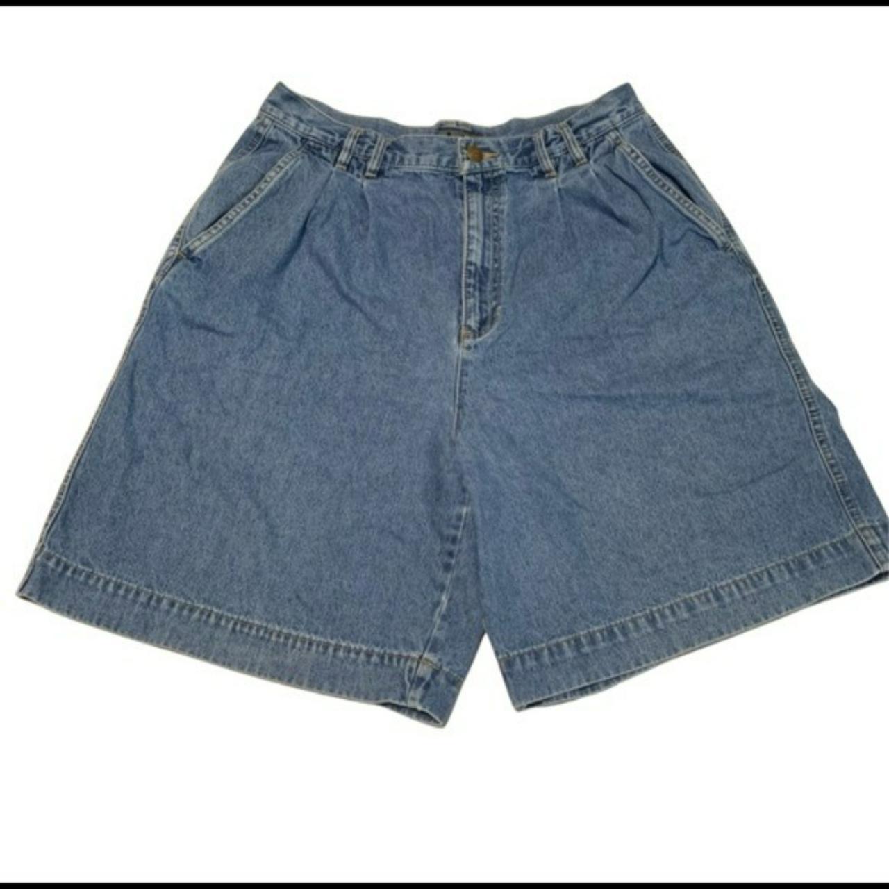 Liz Claiborne Women's Blue Shorts | Depop