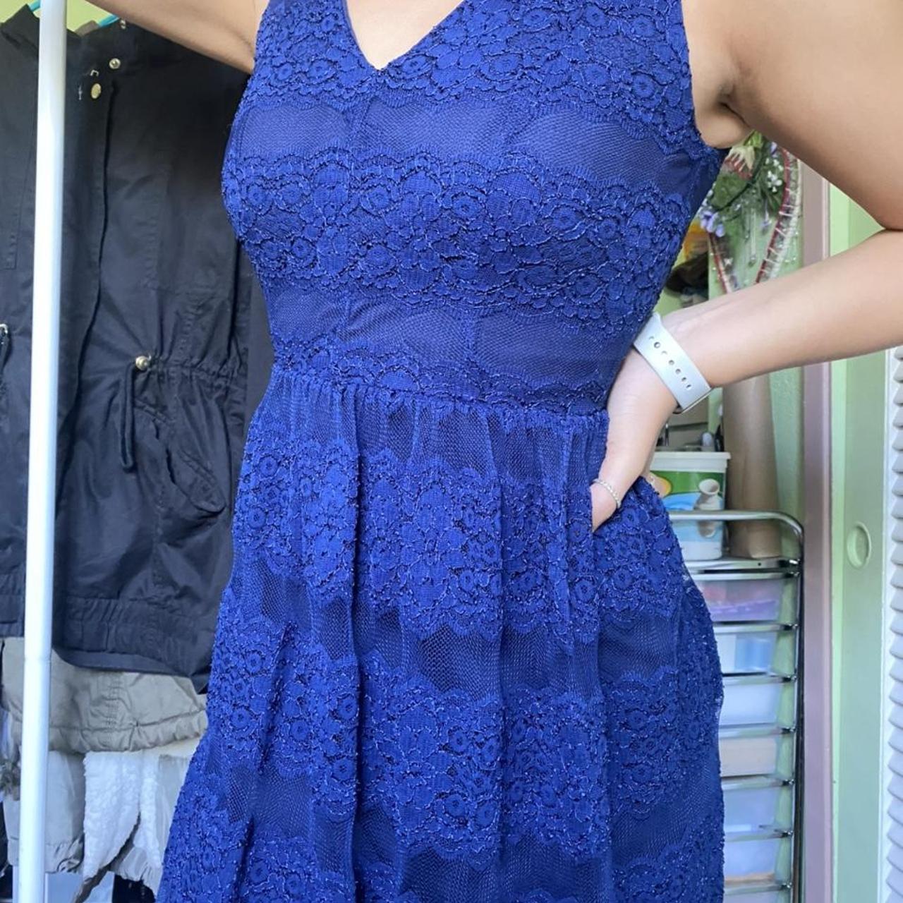 Beautiful blue lace dress Francesca s Zipper