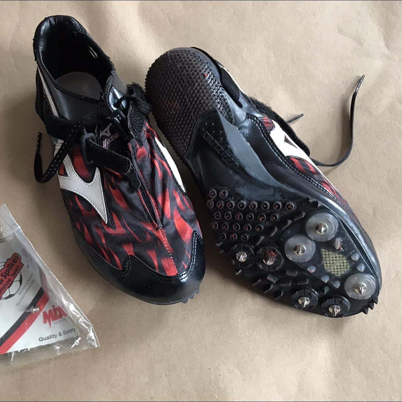 Mizuno tokyo hot sale spikes