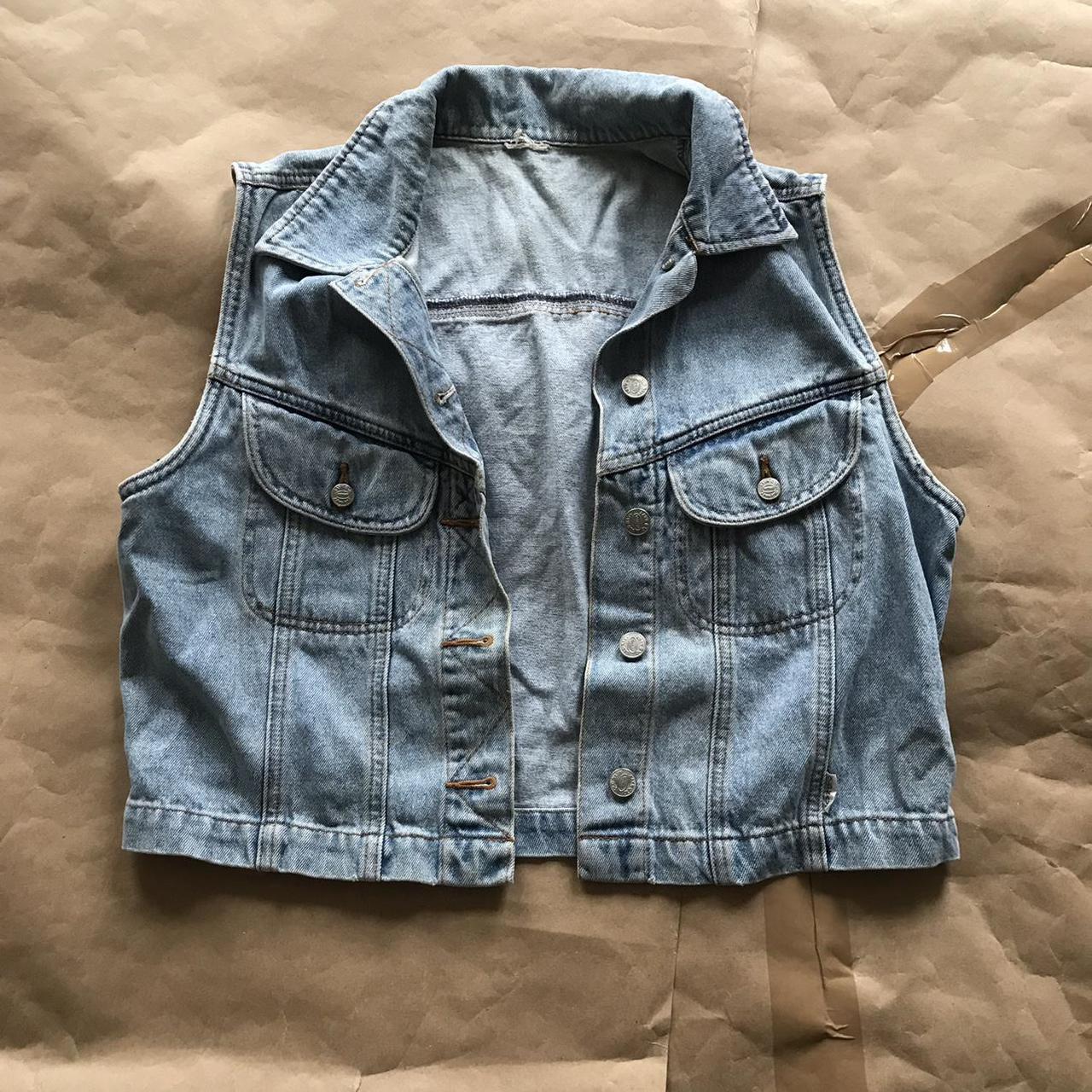 old navy sleeveless jacket