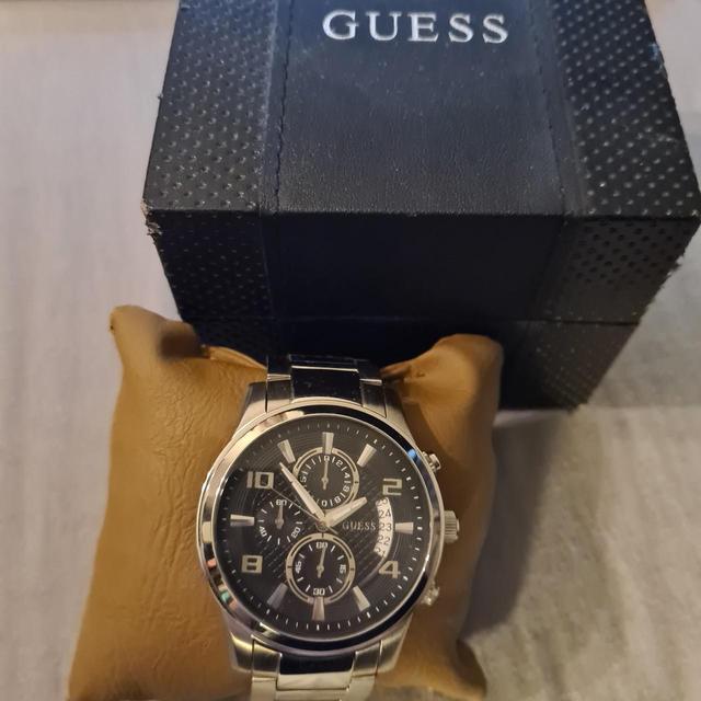 Guess W0075G1 Exec Chronograph Mens Watch Needs a