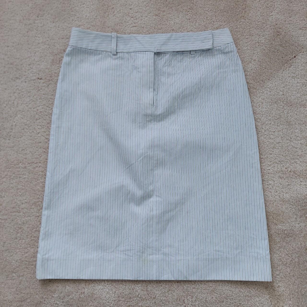 CELINE Women's White Skirt | Depop