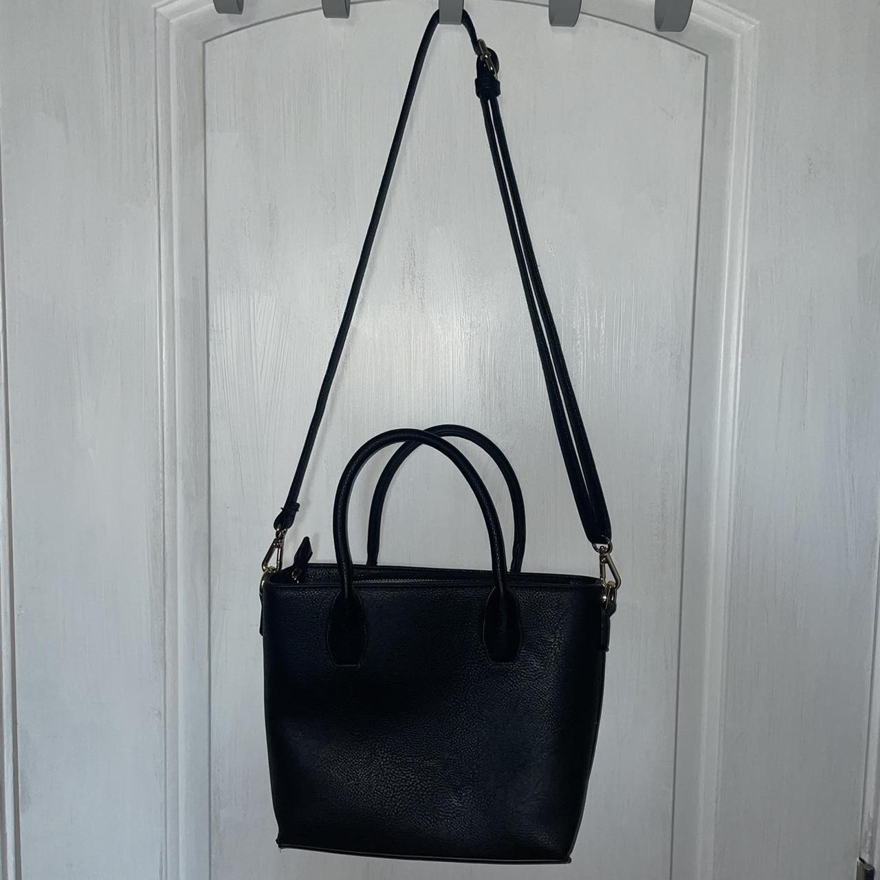 Black crossbody/top handle purse 👜 Strap is... Depop