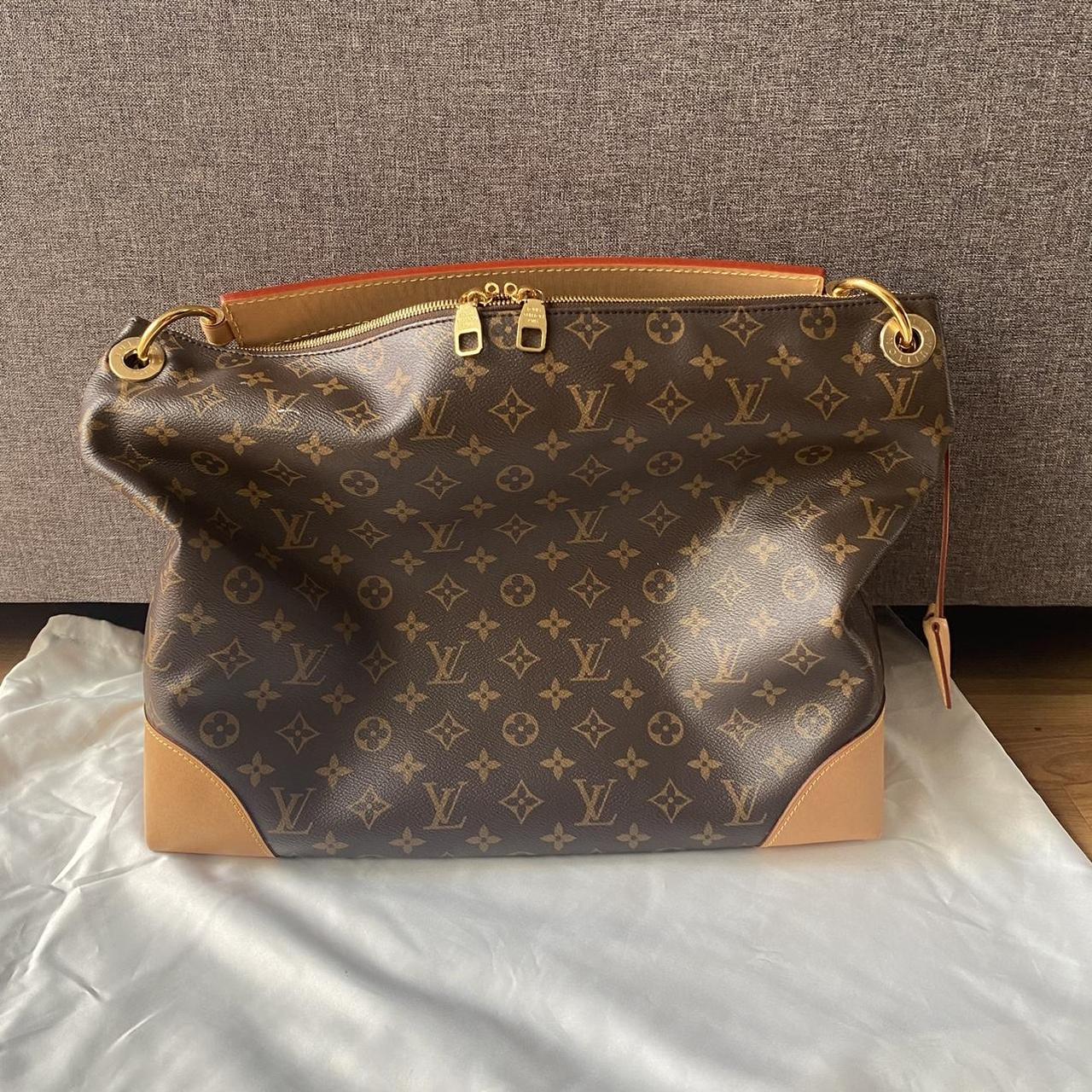 Y2K VINTAGE LOUIS VUITTON JOSEPHINE BAG 🤍FREE - Depop