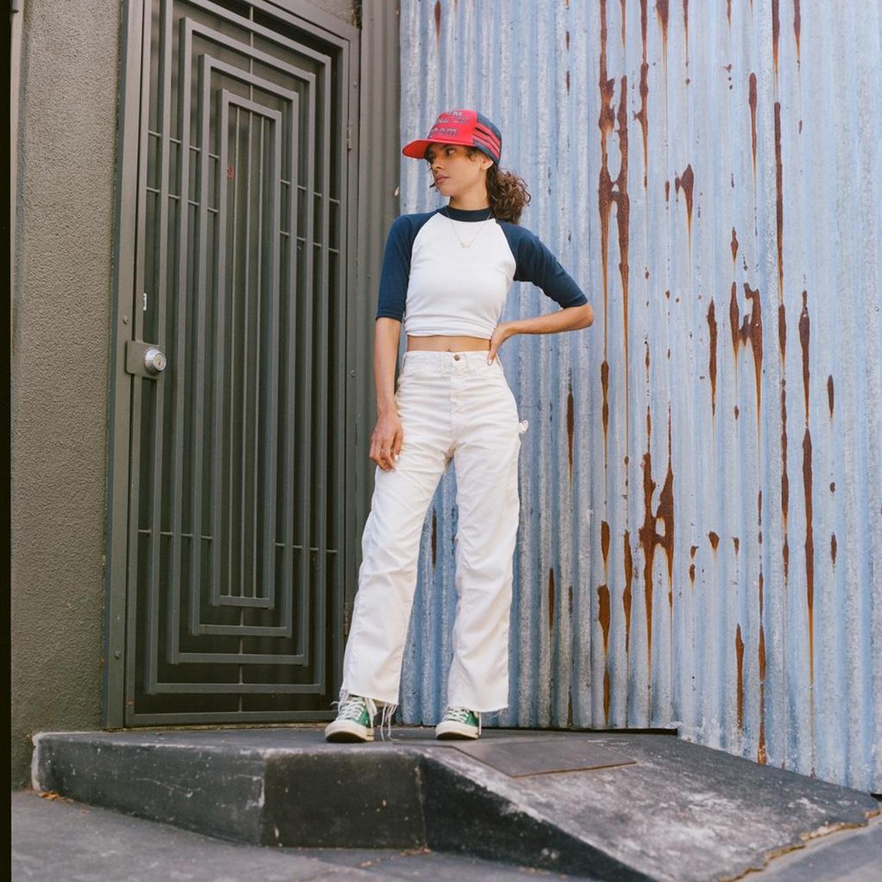 Vintage NY velvet hats Colors red and pink Never - Depop