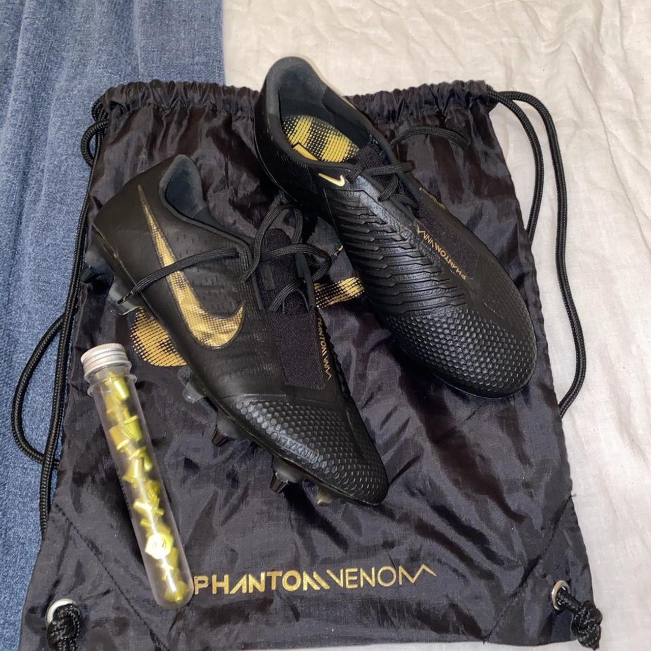 nike hypervenom phantom stealth
