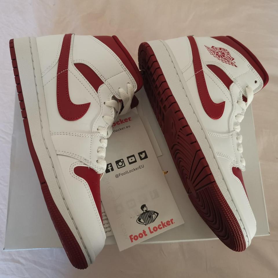 foot locker jordans 4