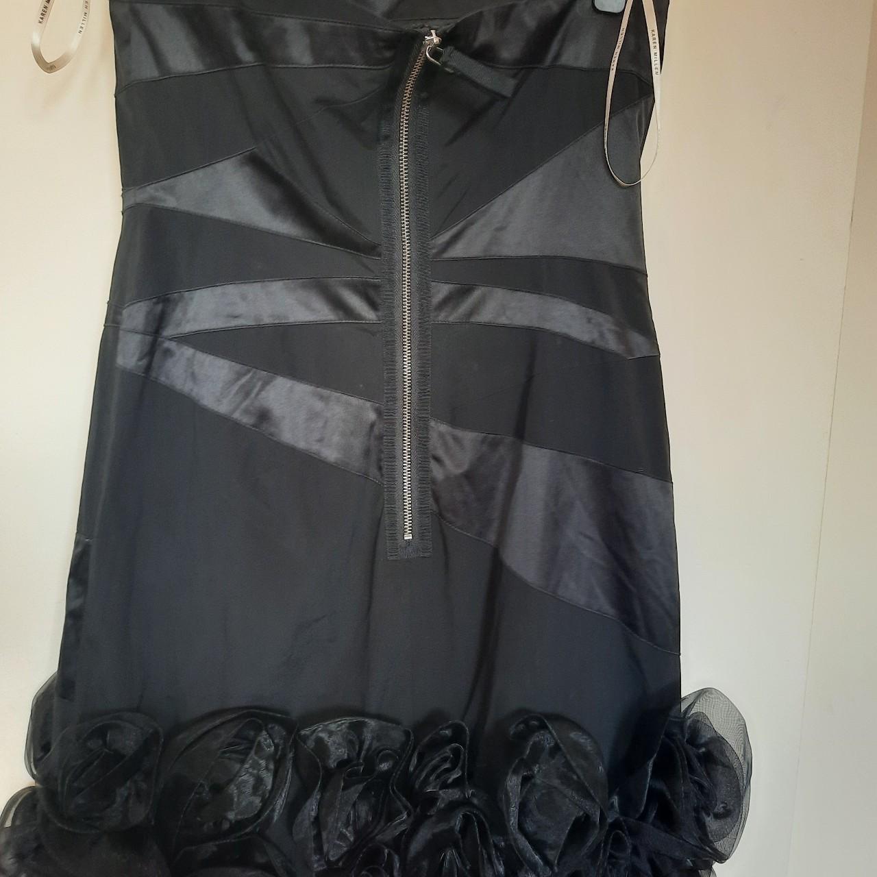 Karen Millen dress size 14 but comes out small, fits... - Depop