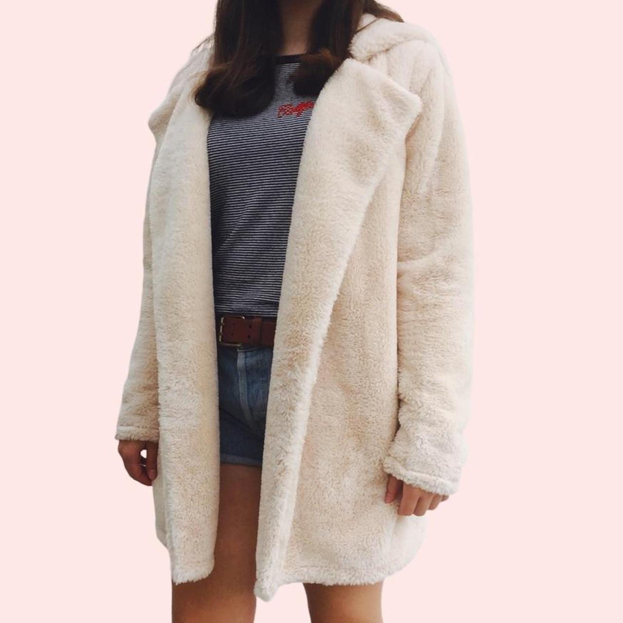 Brandy melville sandra 2025 fur coat