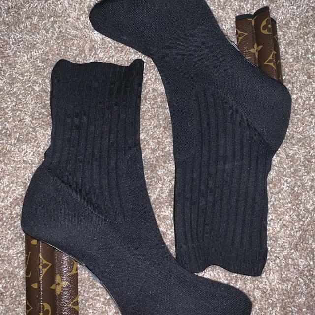 Louis vuitton socks sneakers for sale size 37.5 true - Depop