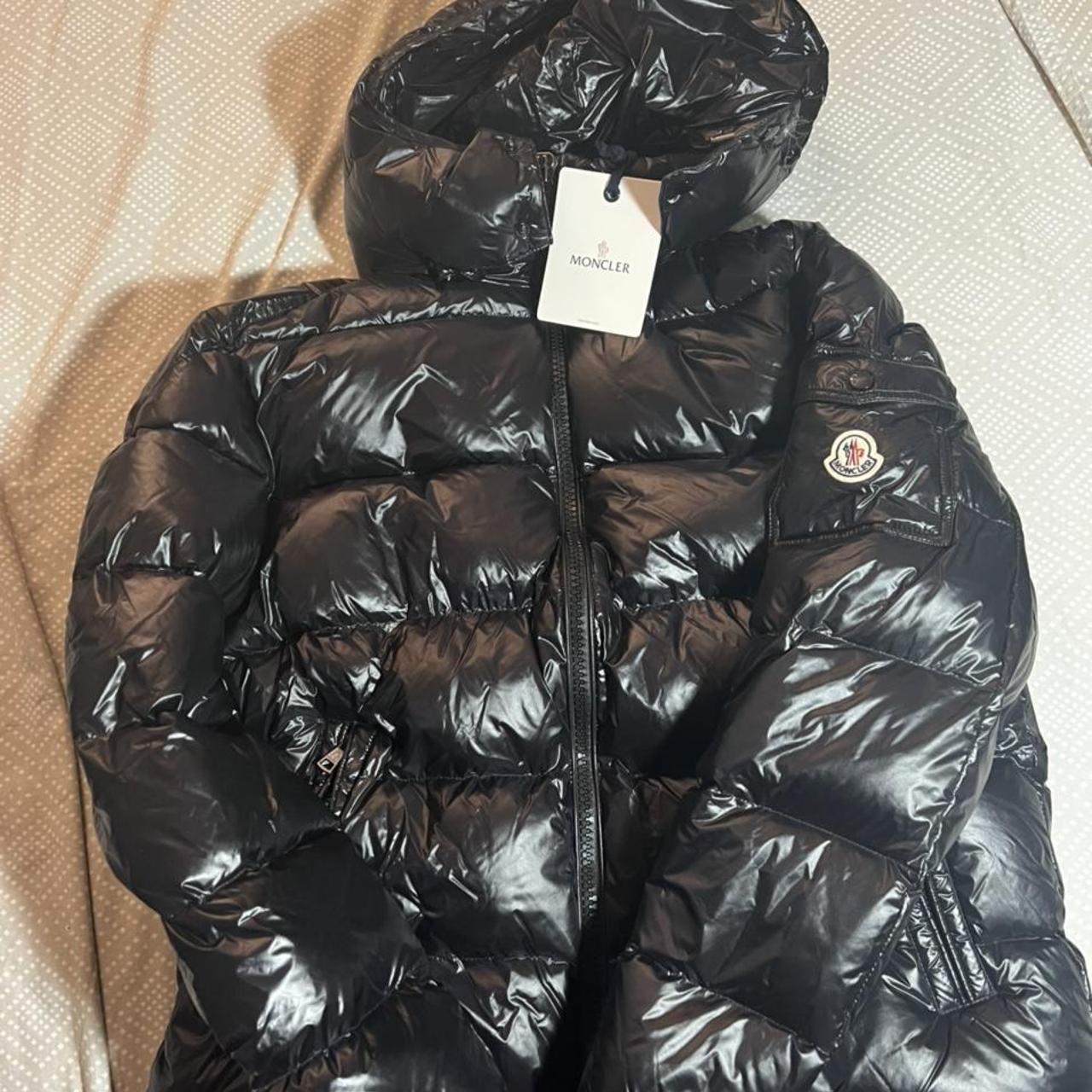 moncler maya size 5