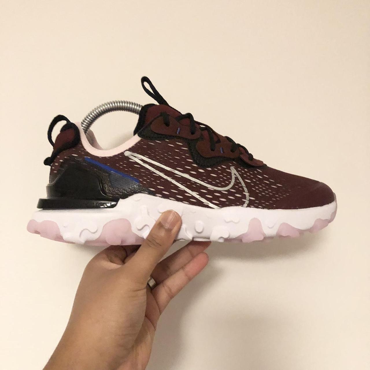 nike react burgundy