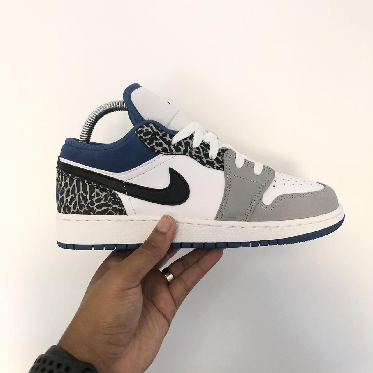 nike jordan low dark blue