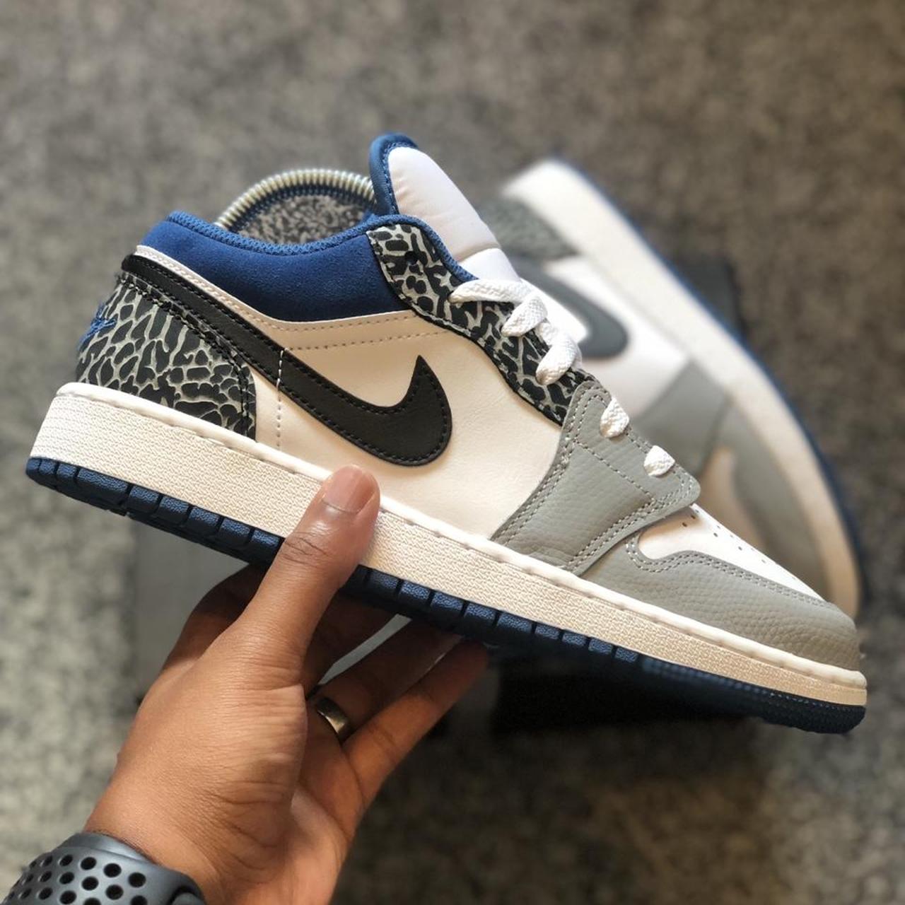 jordan low white and green