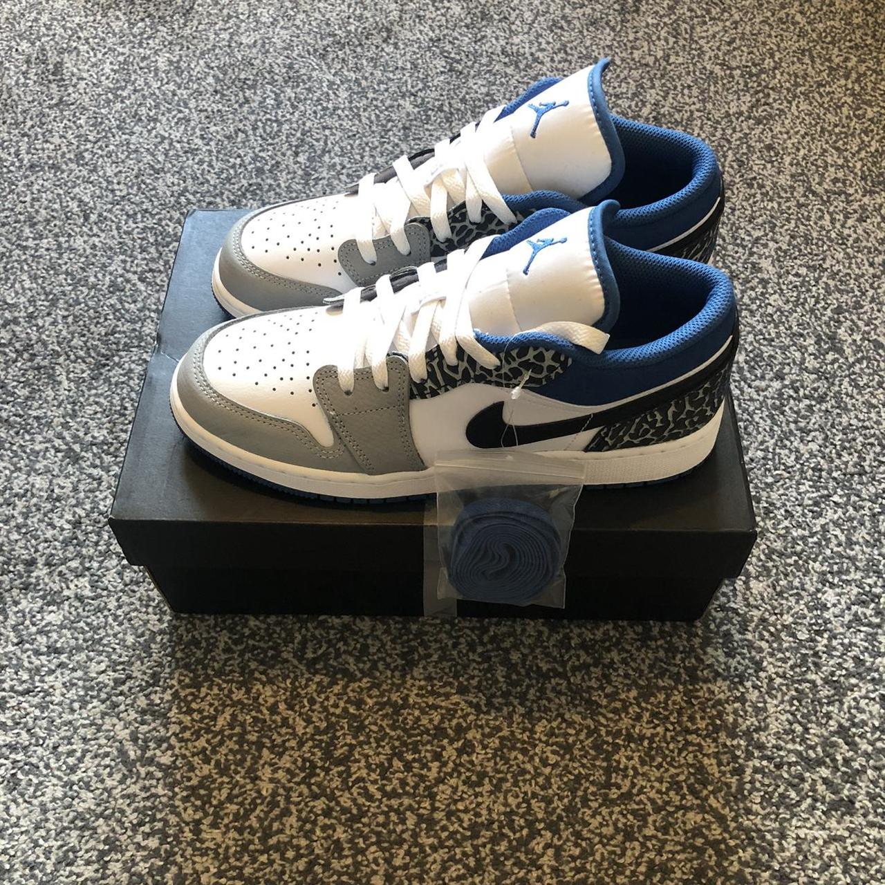 low cut white jordans