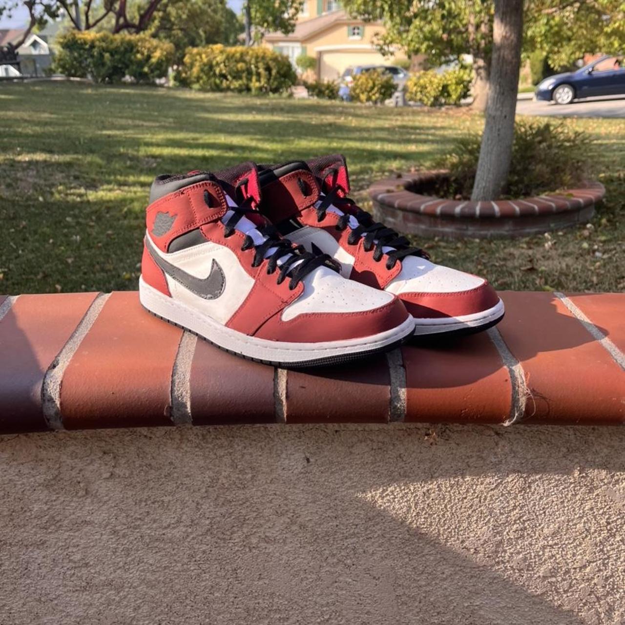 customise jordan 1 mid