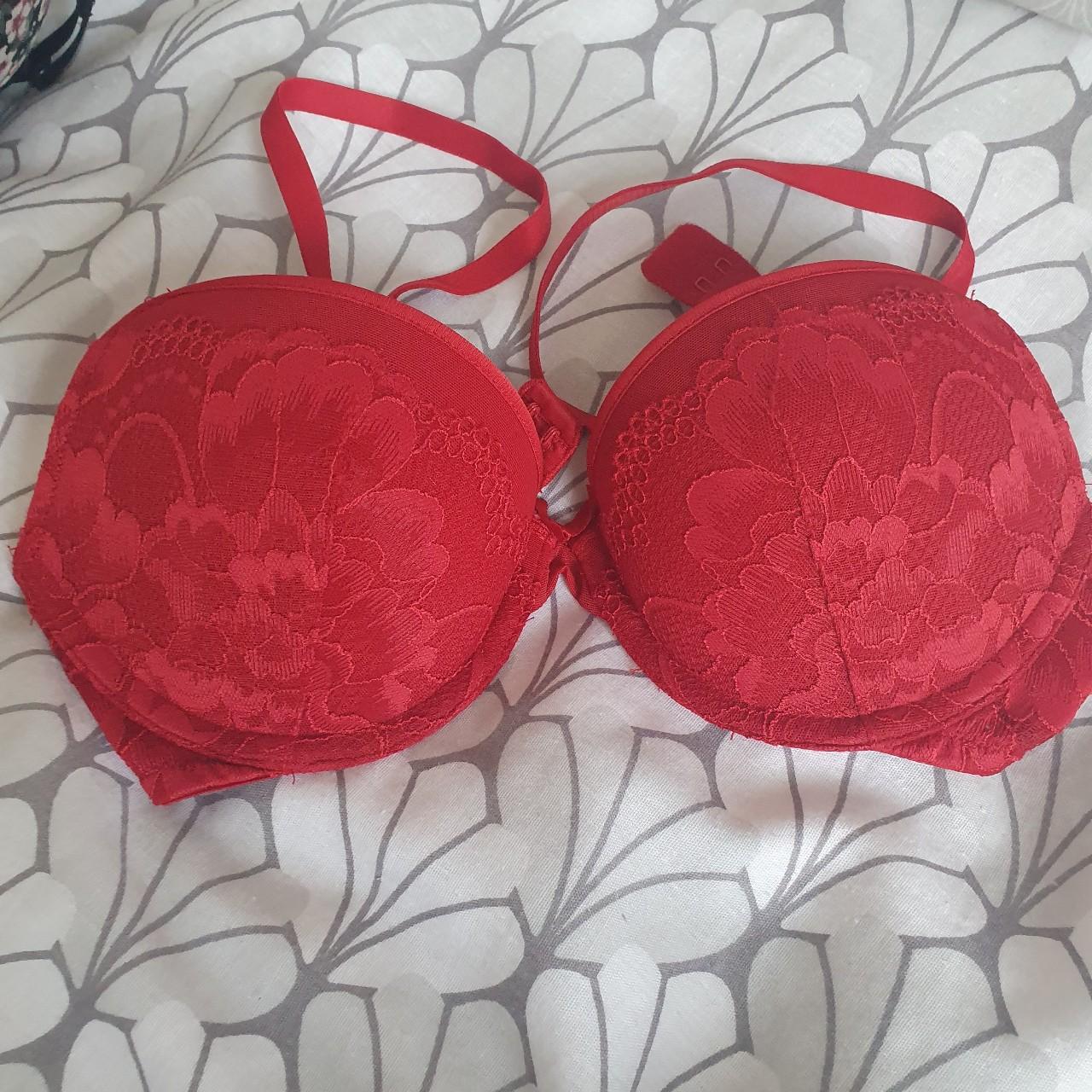 Ann Summers red and purple floral bra and suspender - Depop