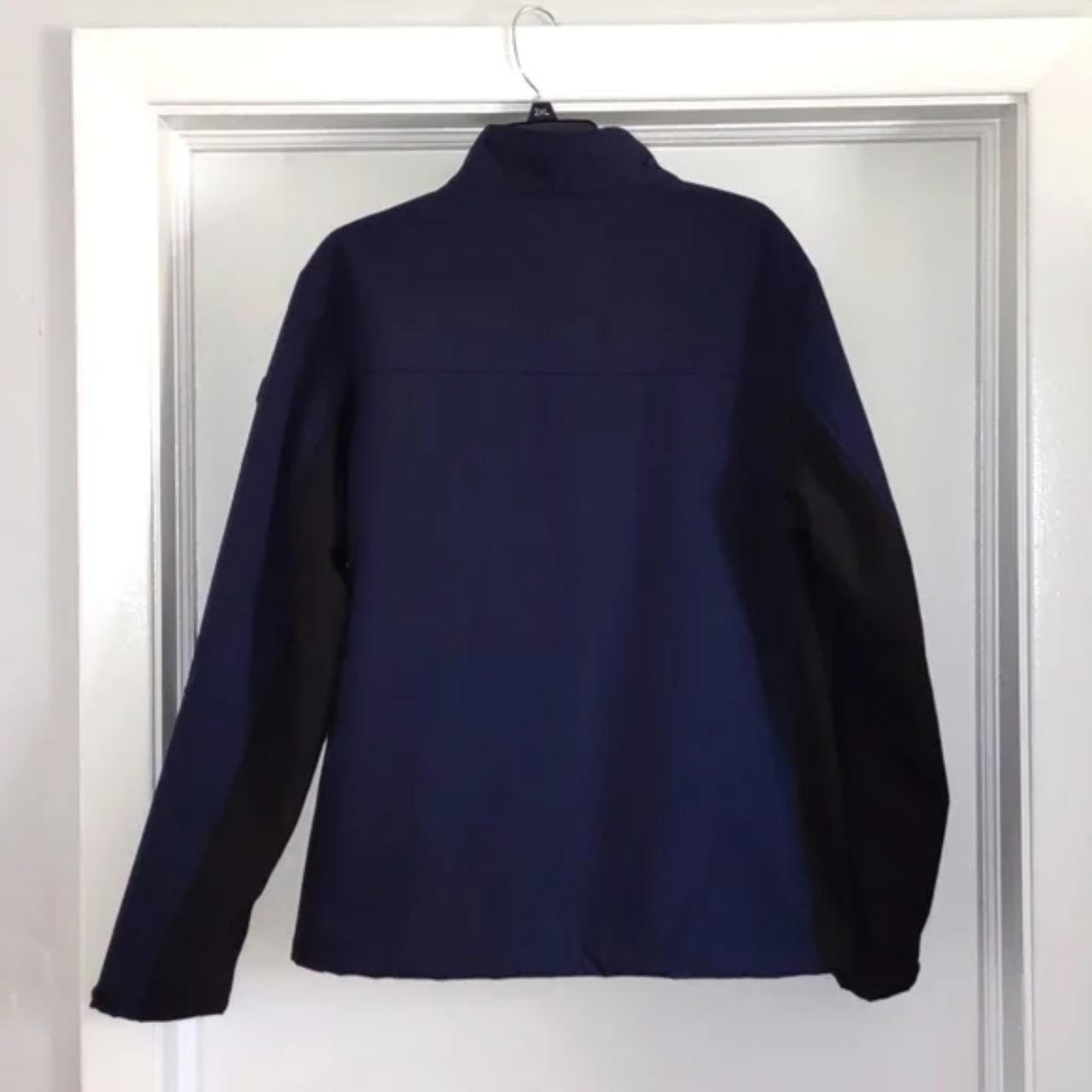 Tumi Men's Blue and Black Jacket (2)