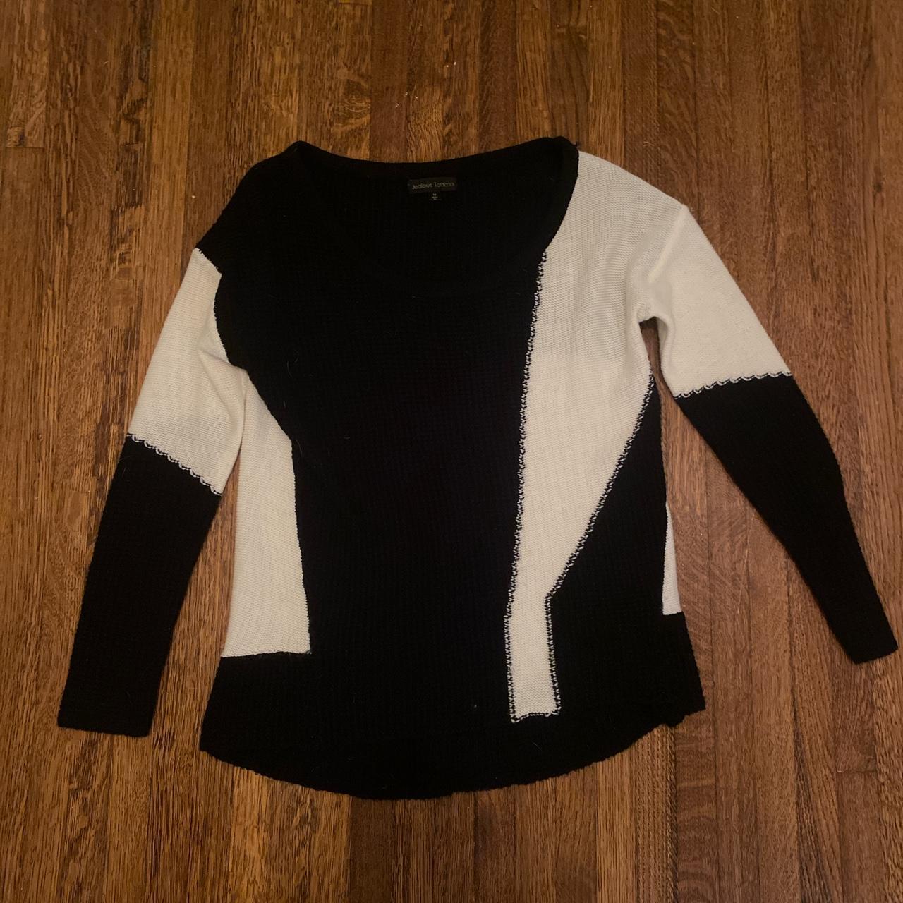 Women's Black and White Jumper | Depop